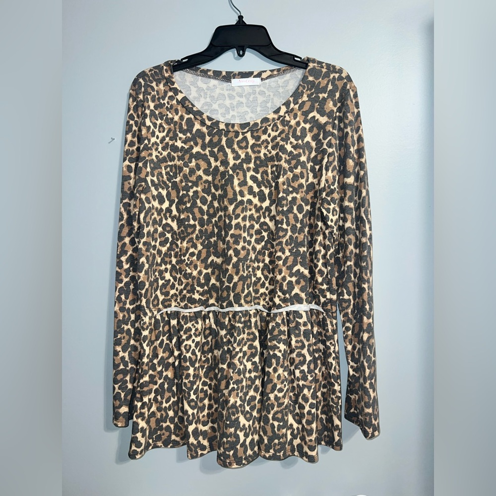 Leopard Print Long Sleeve Tunic Top